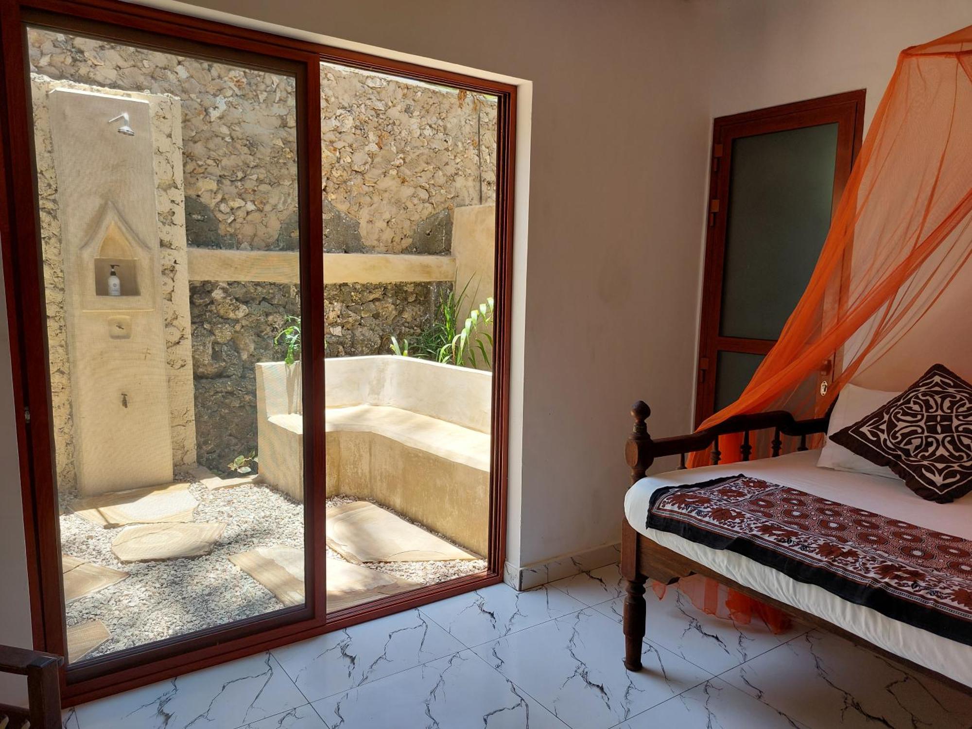 Villa Bahati Zanzibar Джамбиани Экстерьер фото